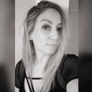 Meet your Posher, Melanie